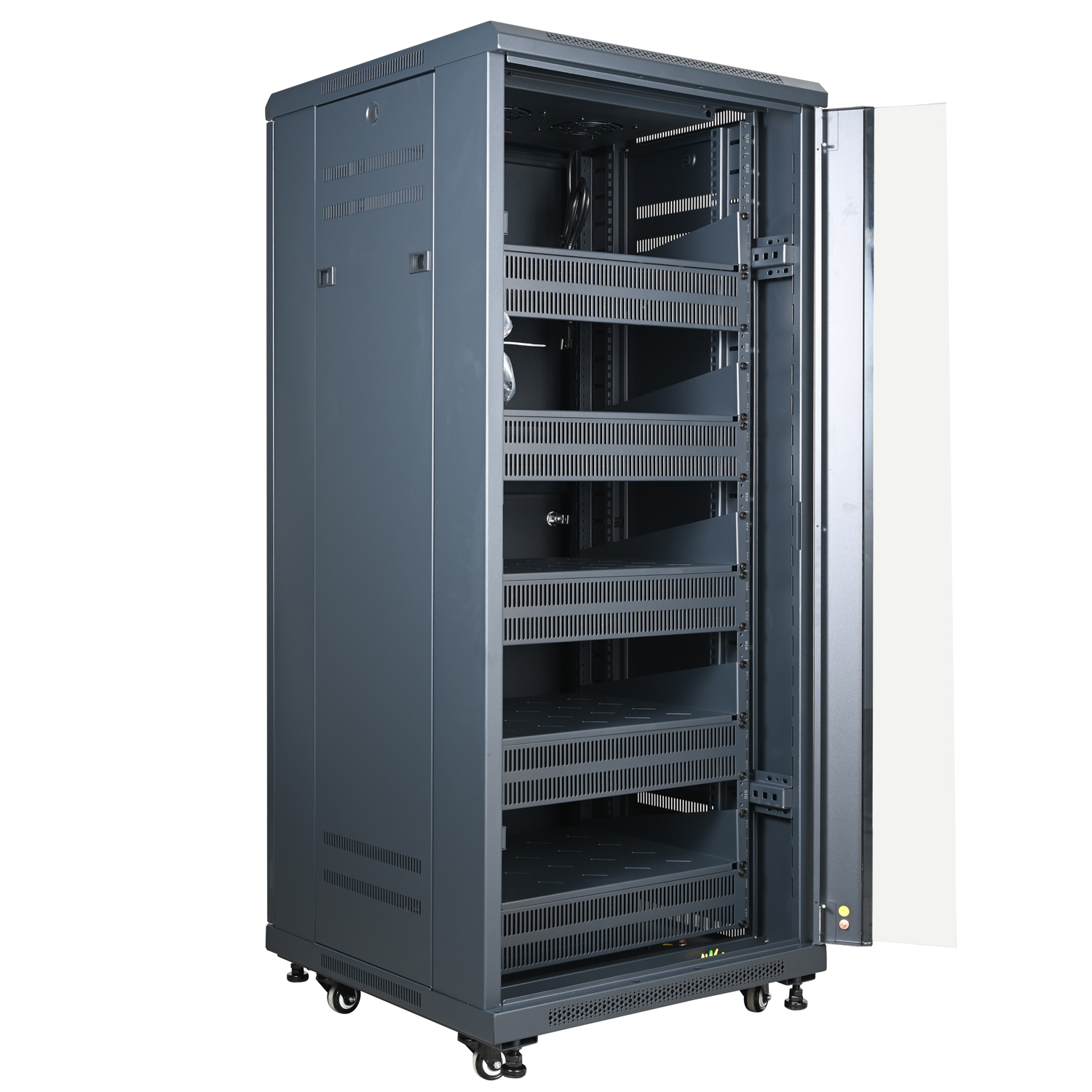 19インチサーバーラックのスペースを最適化するテクニック