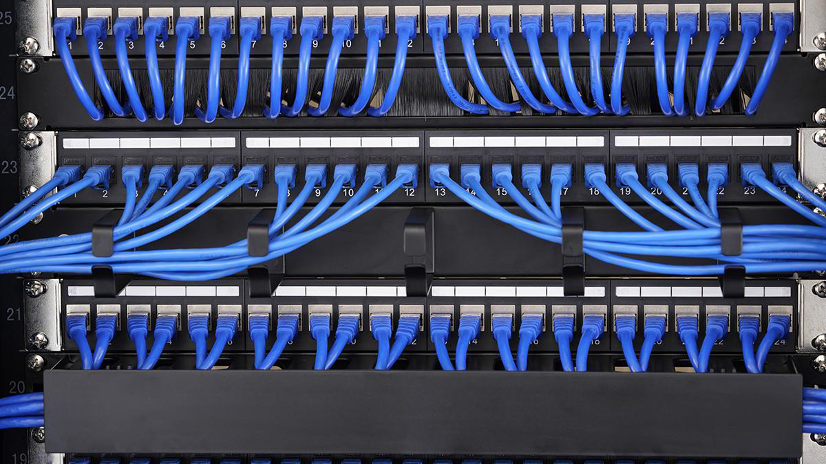 パッチケーブルケーブルは何に使用されていますか？