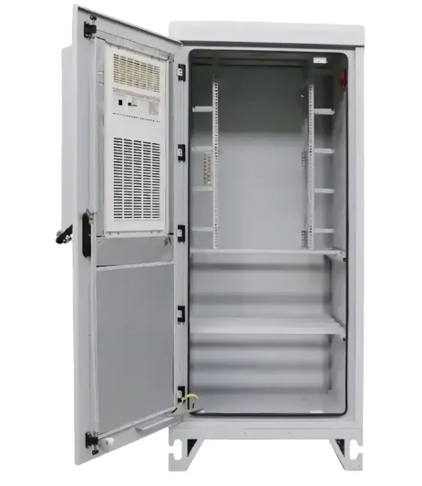 バッテリー保管に屋外キャビネットを使用する利点は何ですか?