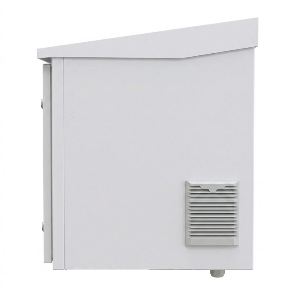 IP55 屋外電気通信エンクロージャ キャビネット ポールに取り付けられた 11U 600x780mm 傾斜屋根付き